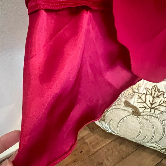 EUC Express Peplum Red Blouse Size Small - Picture 3 of 15